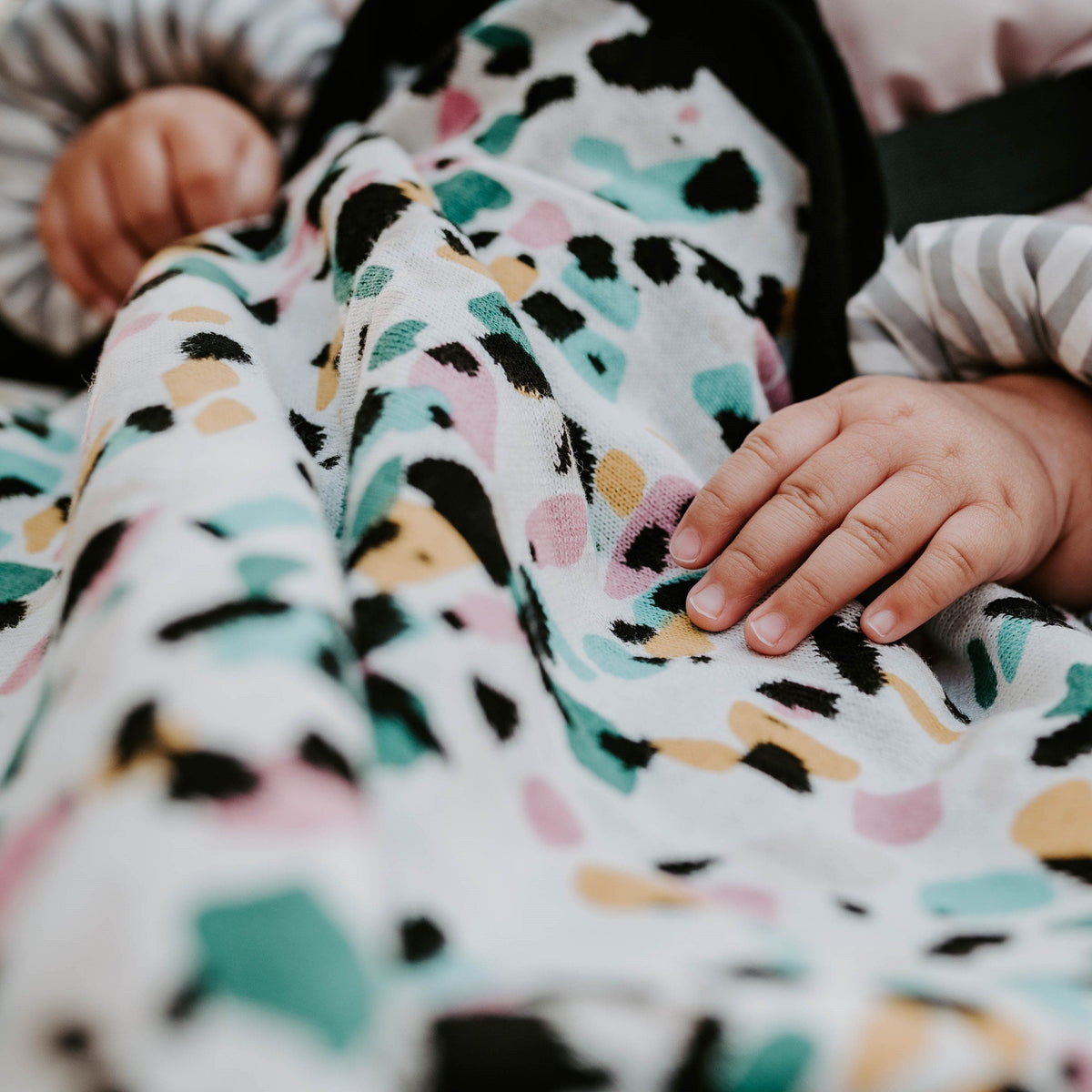 etta loves terrazzo knitted baby blanket