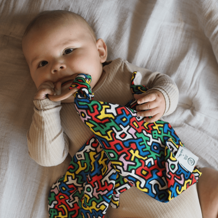 Etta Loves Bamboo Muslin Teething Comforter - Keith Haring 'Brazil'