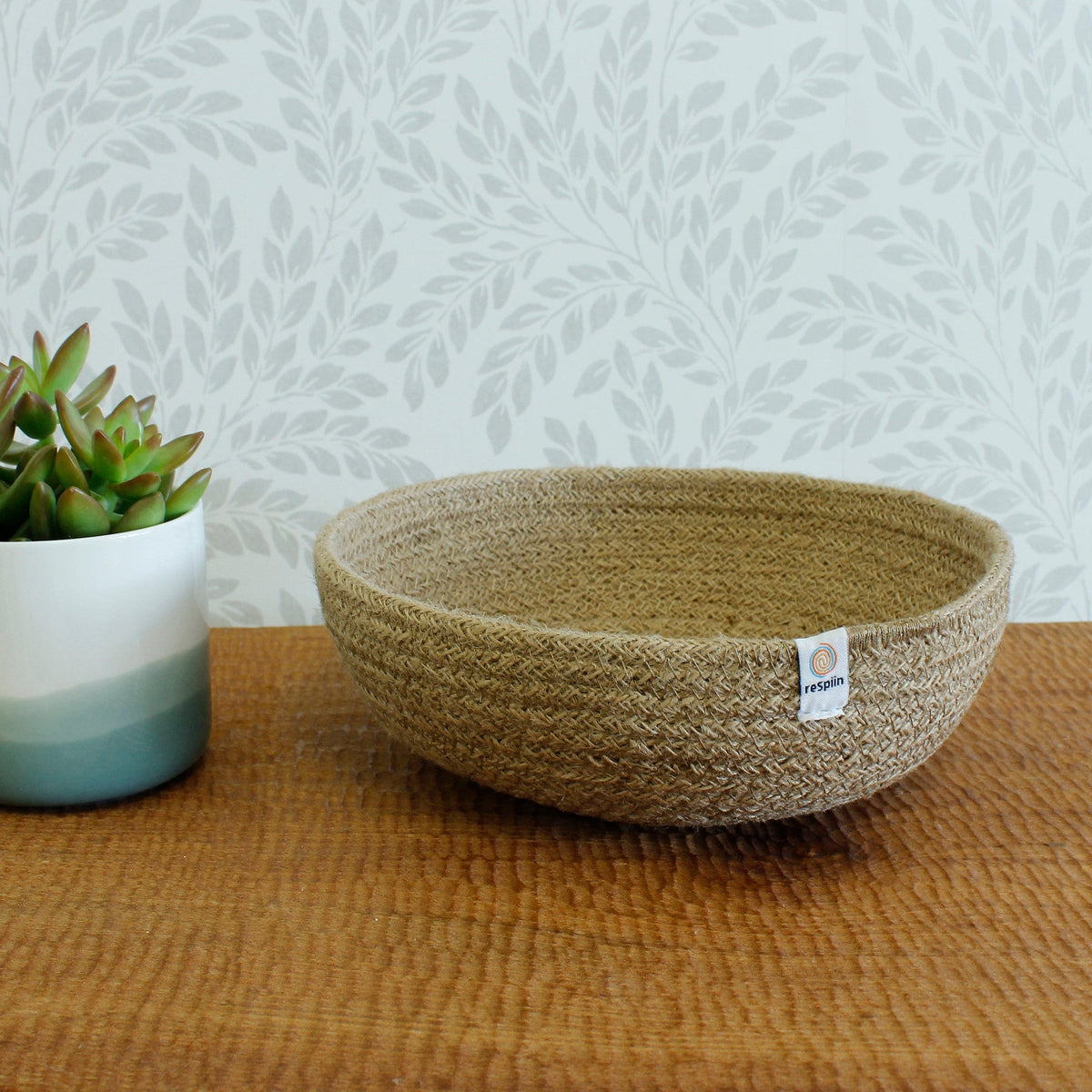 respiin medium natural jute bowl