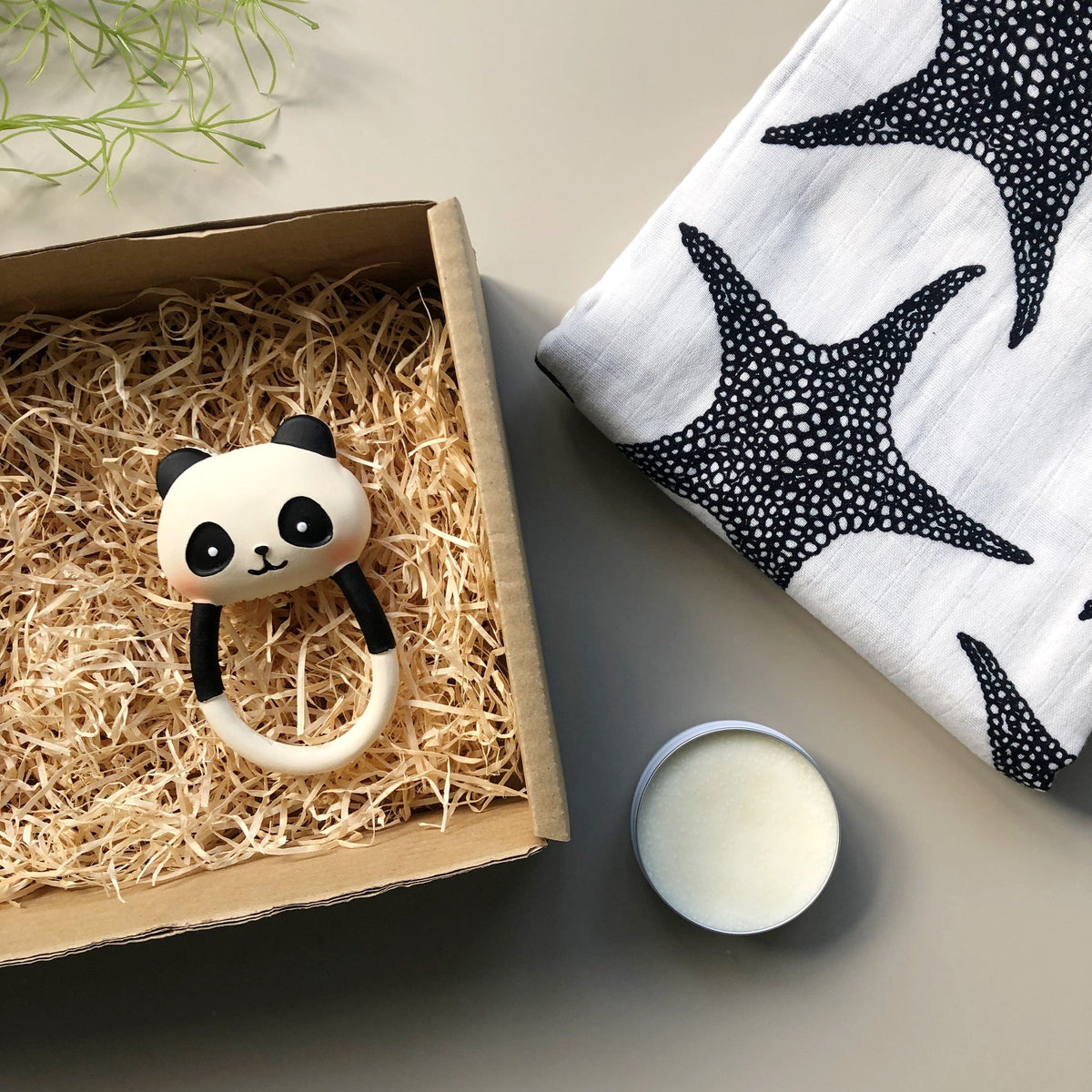 Smallkind Baby Gift Set New Baby Monochrome Gift Set